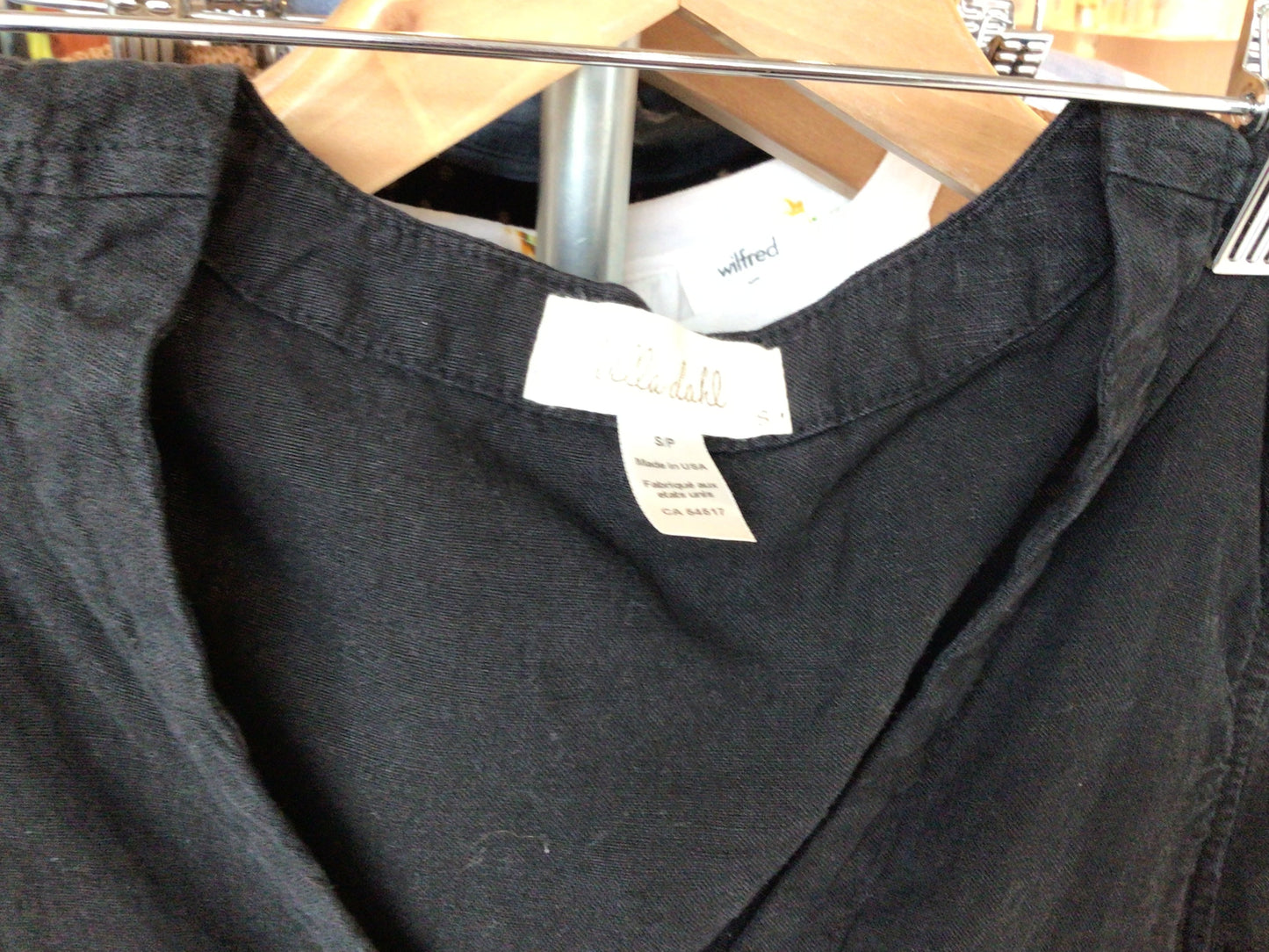 Consignment 2513-32 Bella Dahl Black jumpsuit. Sz. S