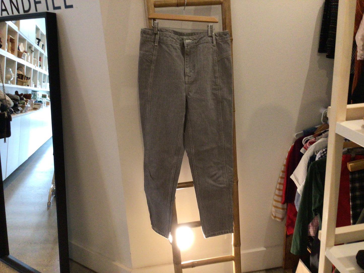 Consignment 4621-09 Gray jeans. Sz. M