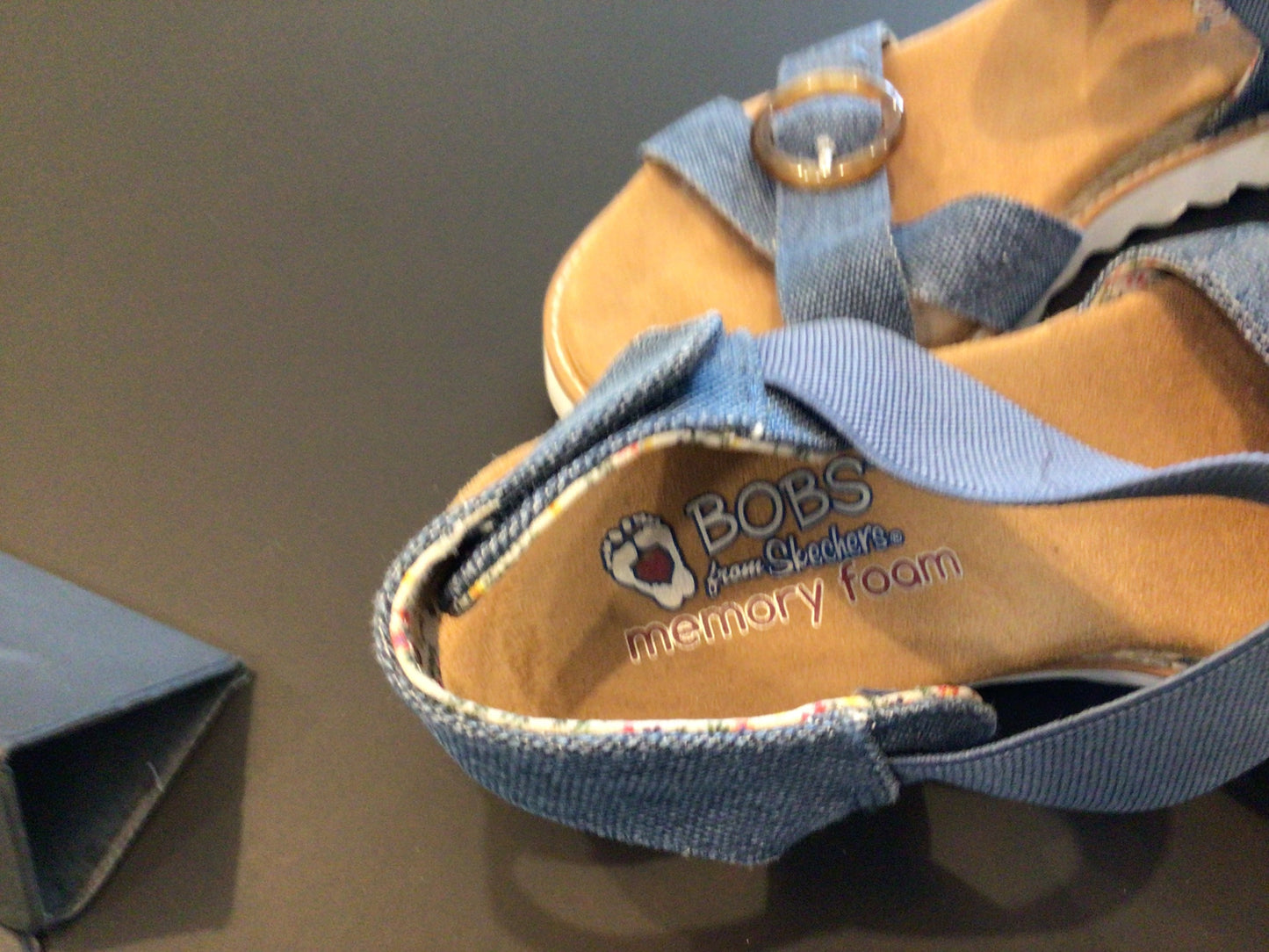 Consignment 5505-08 Bobs from Skechers. Denim sandals. Sz.37