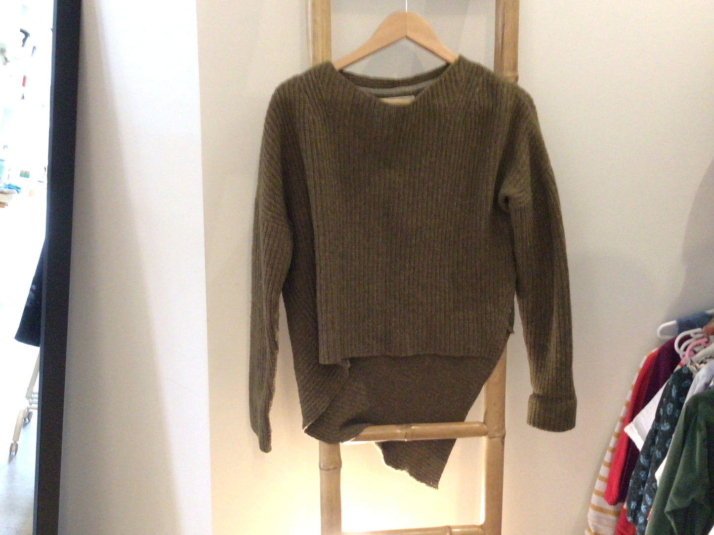 Consignment 1723-16 Brochu Walker. wool sweater. Sz. S