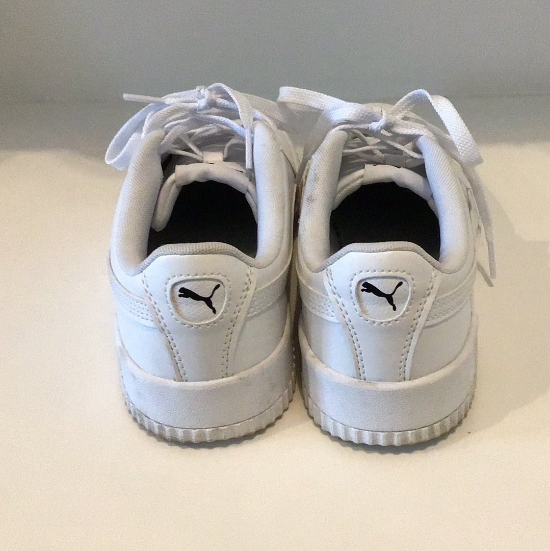 Consignment - 4903-7 Puma women's sz 9.5 Cali sneakers