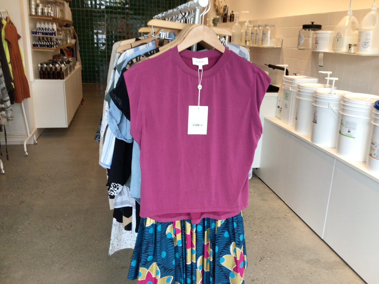Consignment 2513-37 Bohme. Lilac t-shirt. Sz. XS