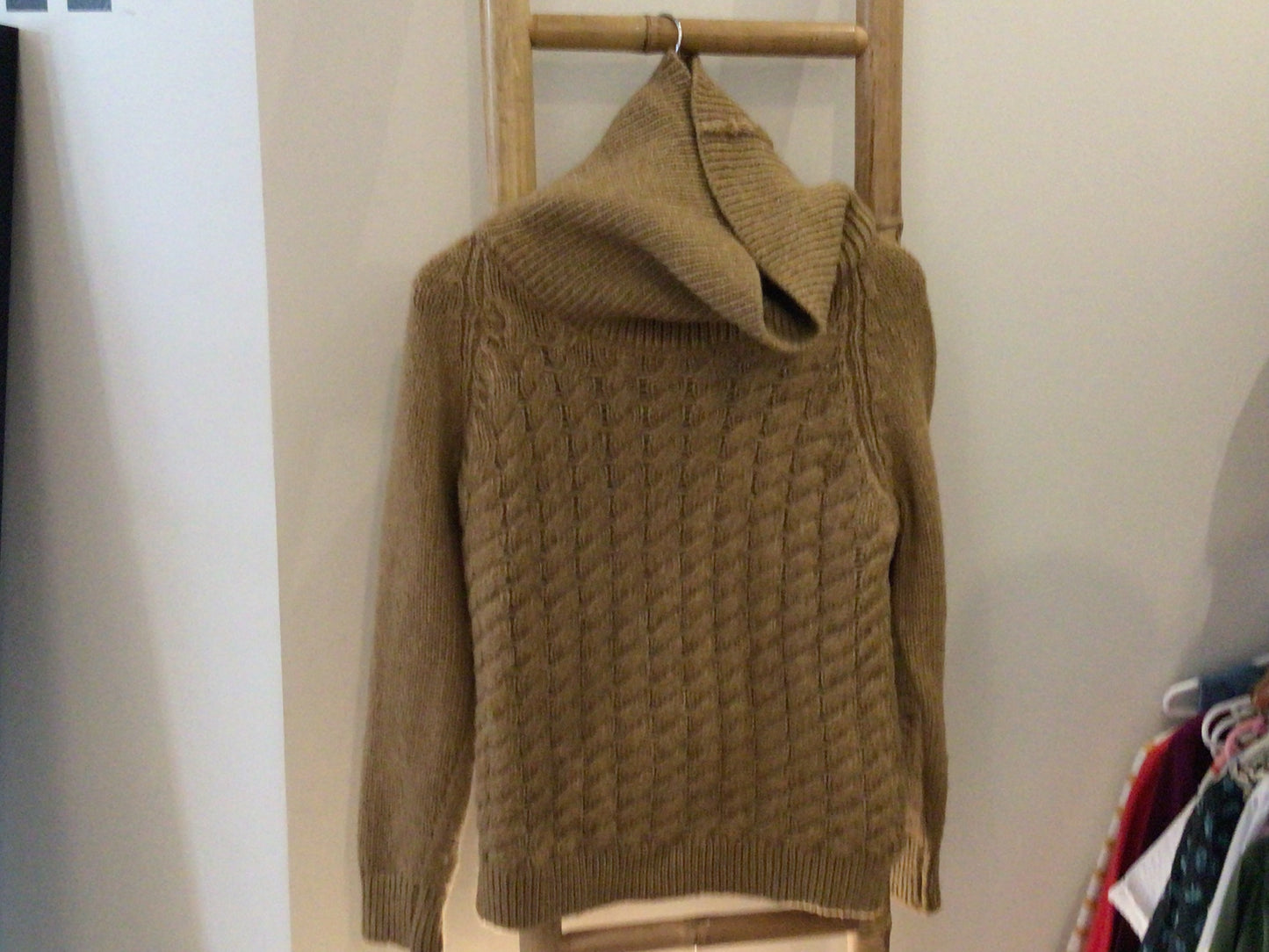 Consignment 1723-17 Massimo Dutti. Brown Sweater. Sz.8