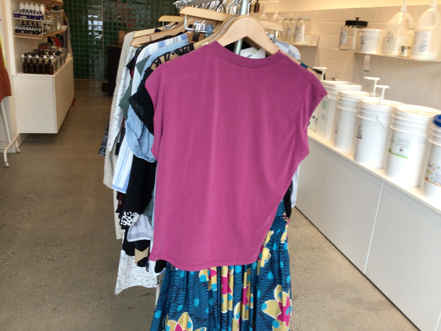 Consignment 2513-37 Bohme. Lilac t-shirt. Sz. XS