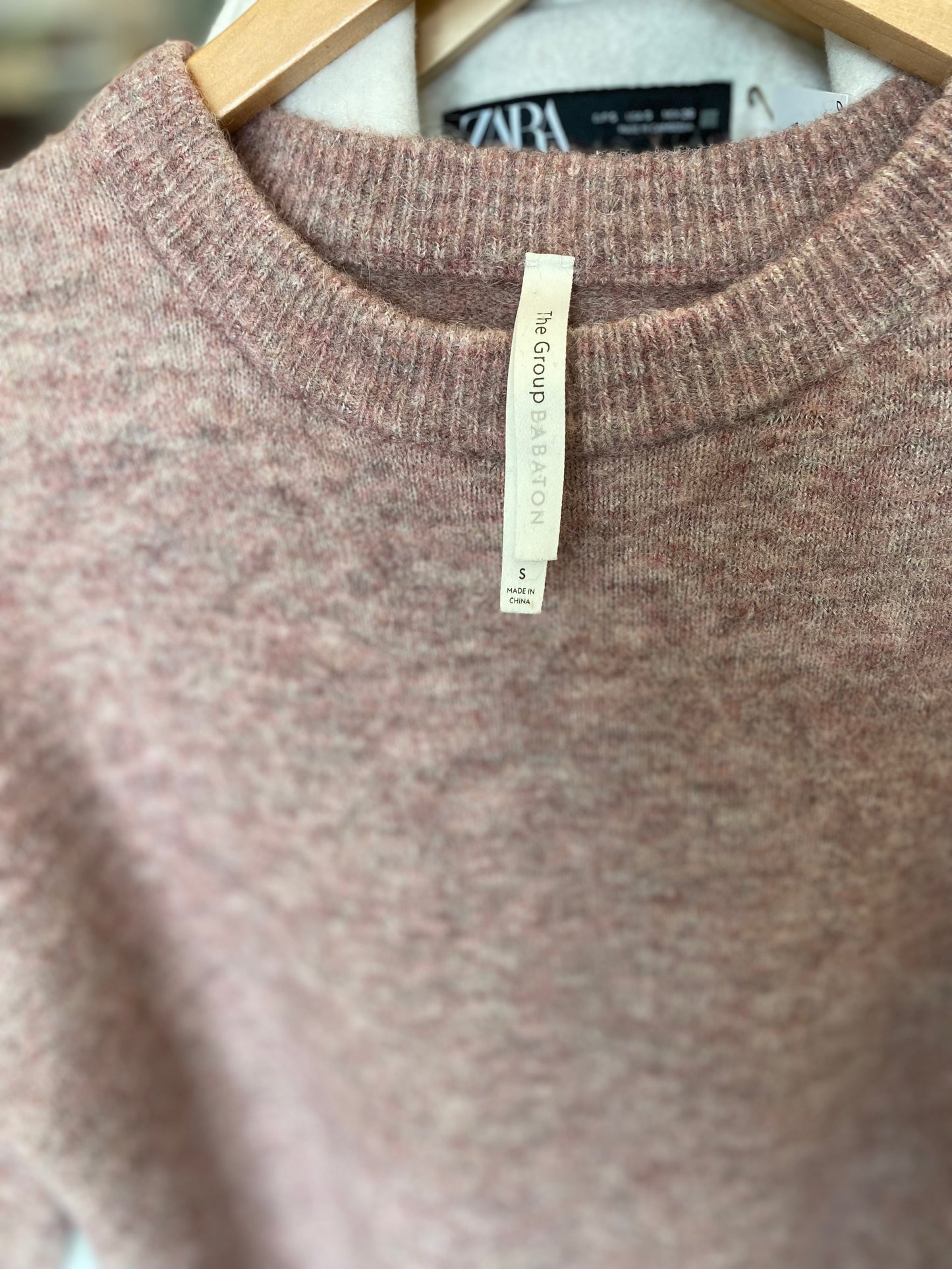 Consignment 1141-04 The Group Babaton light purple crewneck sweater sz S. Nylon/acrylic/alpaca/wool/elasthane