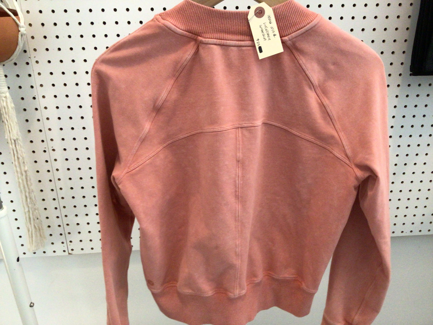 Consignment - 1019-2 Lululemon coral sweatshirt sz S
