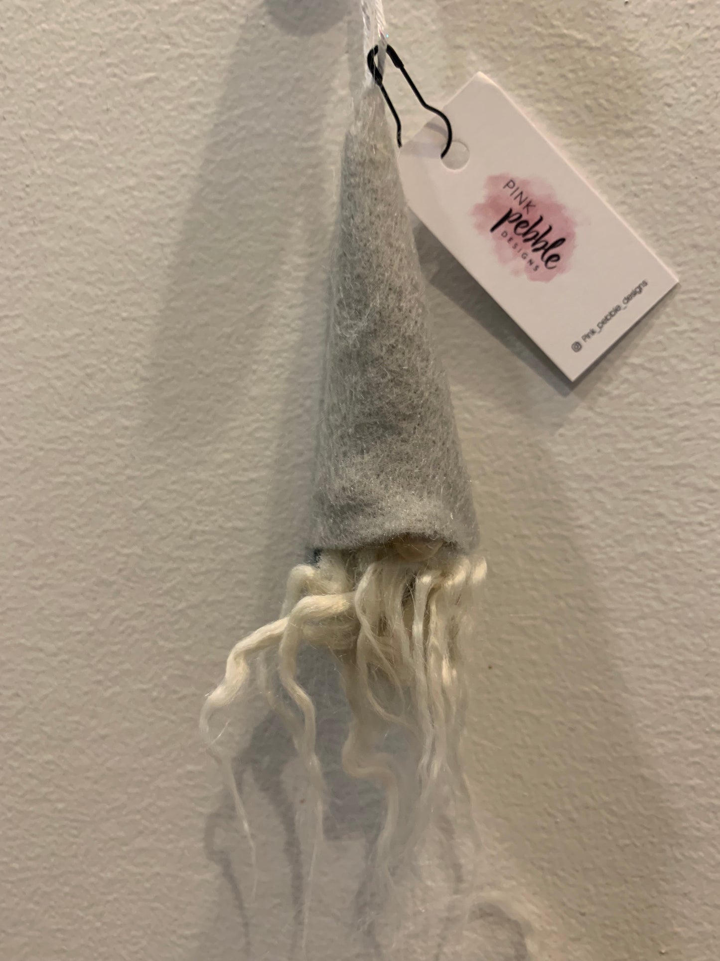 Pink Pebble Designs - Hanging Christmas Gnomes