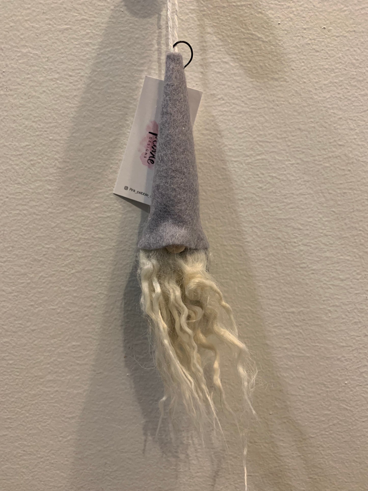 Pink Pebble Designs - Hanging Christmas Gnomes