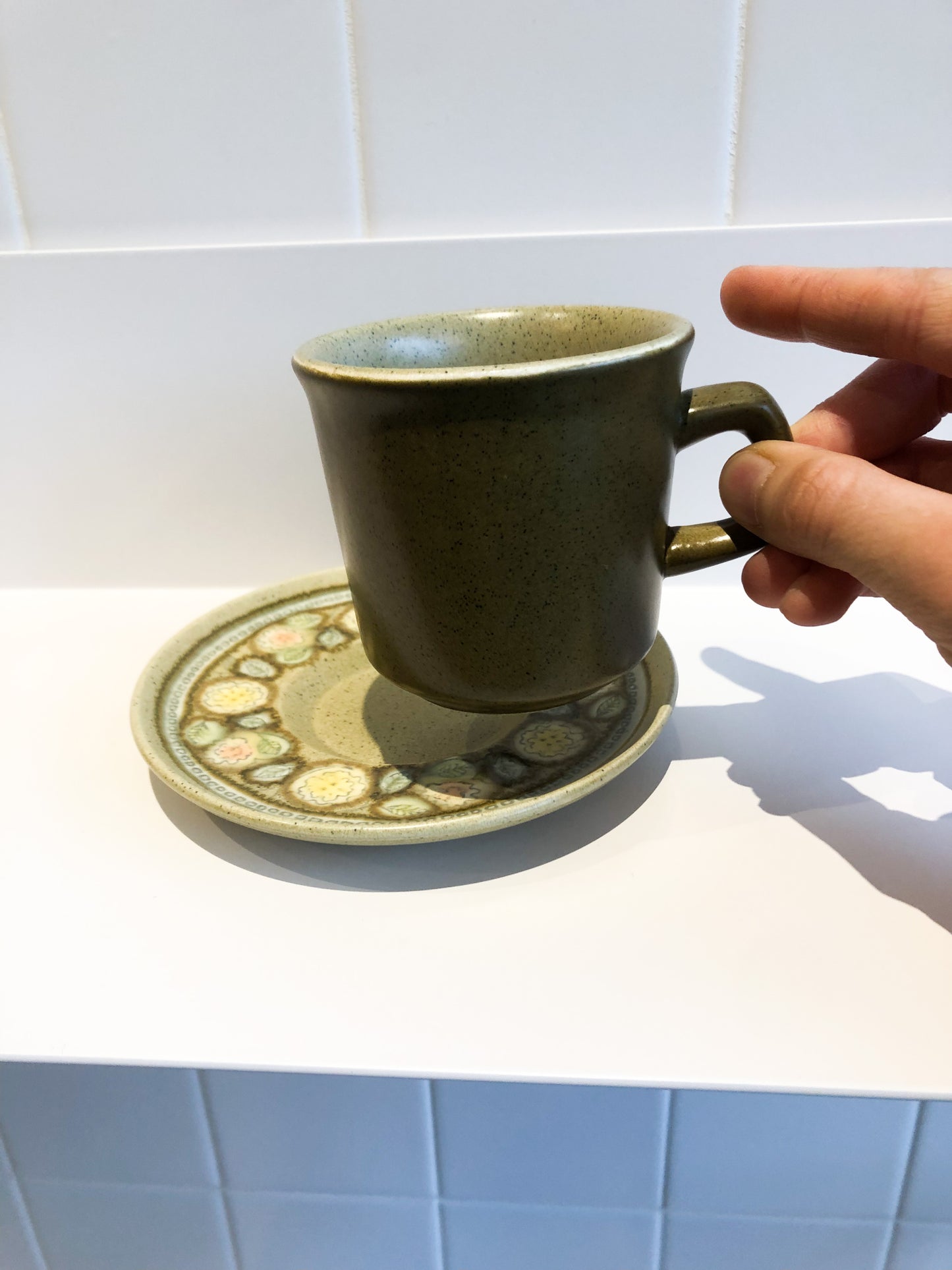 Vintage - Franciscan "Reflections" cups and saucers - set of 7