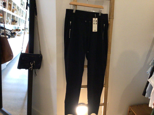 Consignment 0724-62	Raffaello Rossi. Black sport pants. Sz. 36