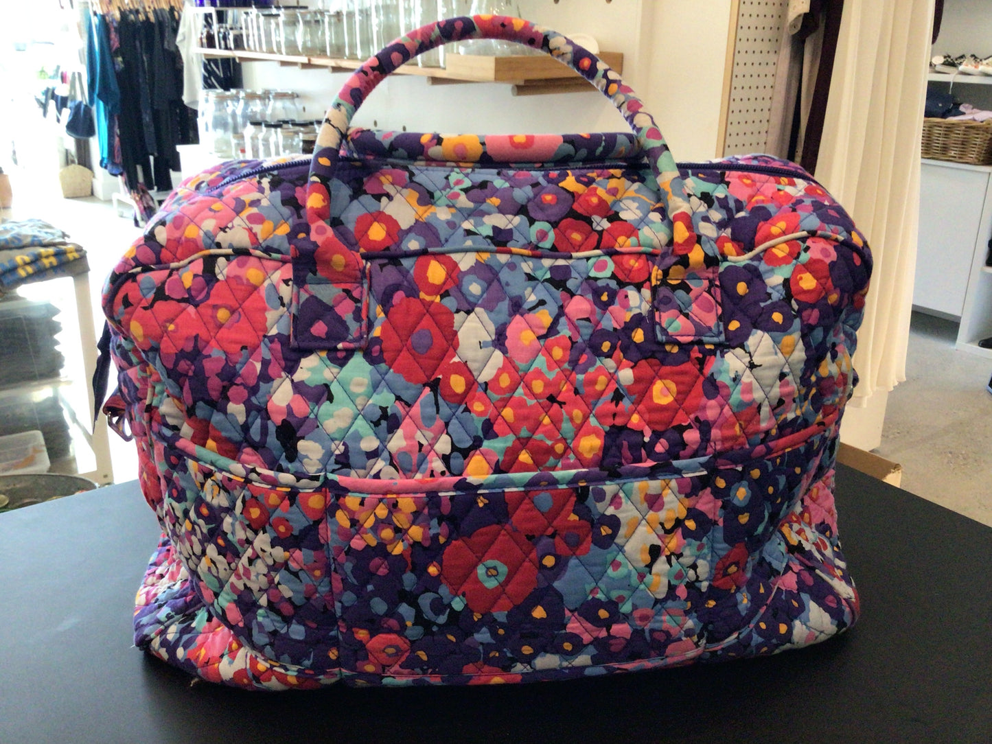 Consignment 5203-06 Vera Bradley patterned duffle bag.