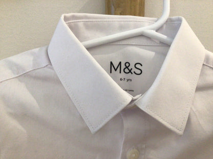 Consignment 4663-10	M&S. White shirt. Sz. 6-7 Y