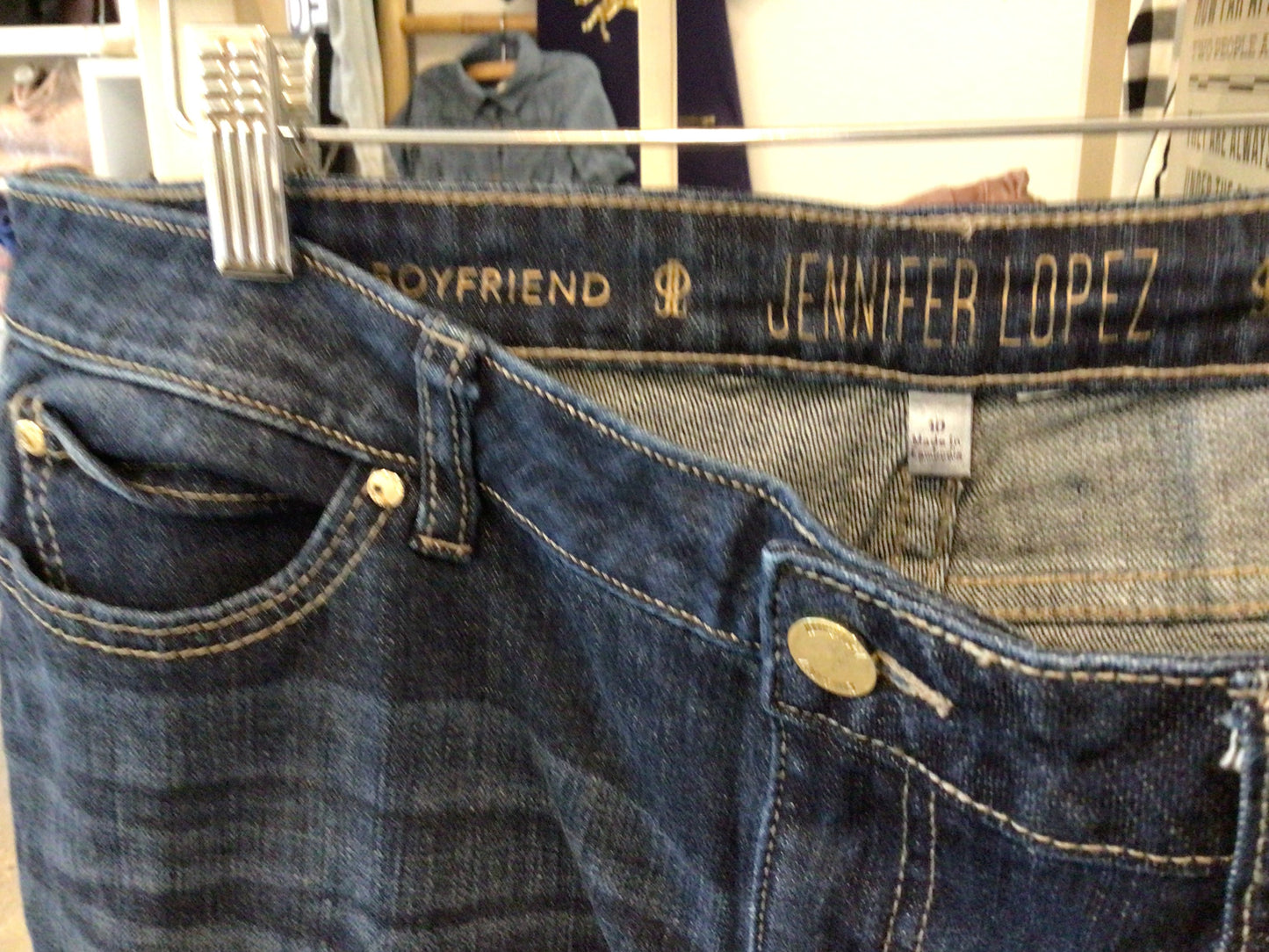 Consignment 7805-46	Jennifer Lopes. jeans. Sz.10