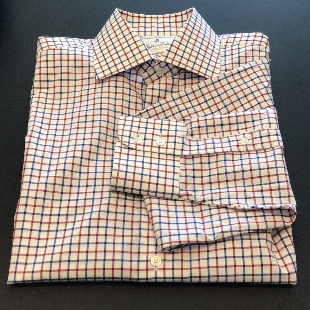 Consignment 9754-02 Brooks Oxford Brothers red/blue chequered shirt. Size 15 collar.