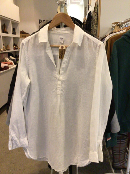 Consignment 9155-07 Gap white linen tunic. Size M.