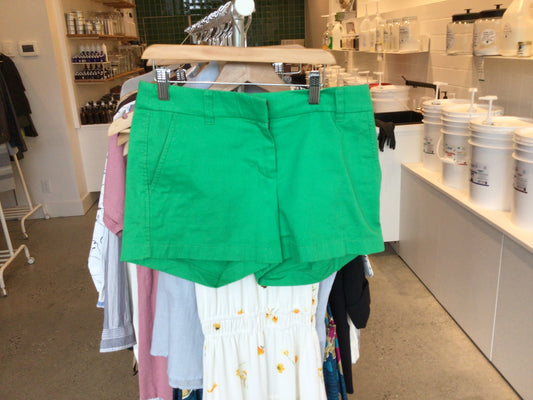 Consignment 2513-11	J Grew Green Shorts sz 2