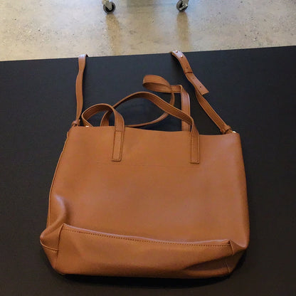 Consignment 7247-14	Henny  + Lev Vegan Leather Everyday Tote