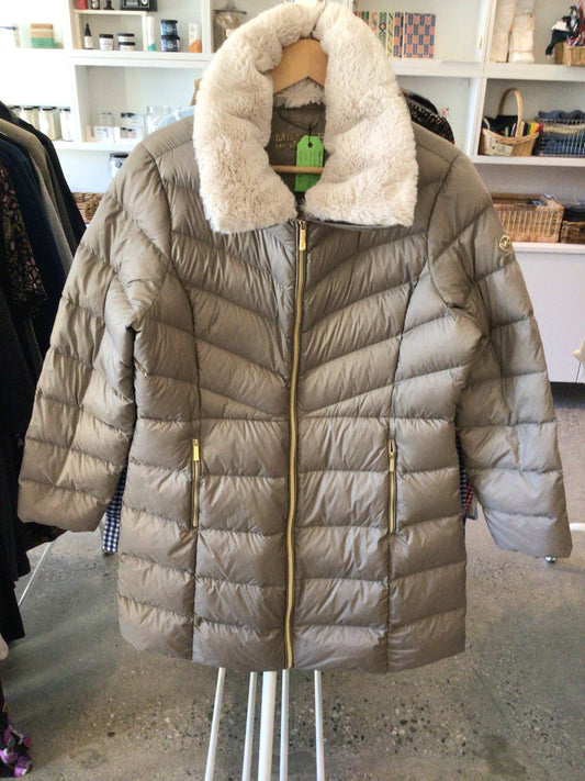 Consignment 0361-04	Michael Kors long down filled puffy jacket. Size L.