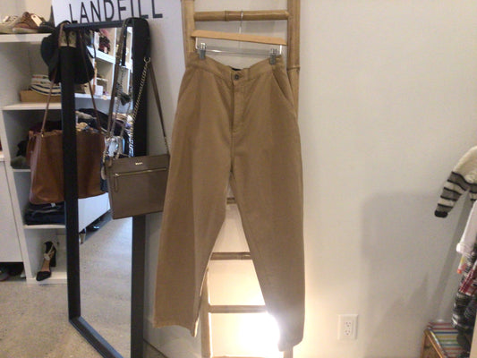 Consignment 3277-01	Indi & cold. Beige pants. Sz.36