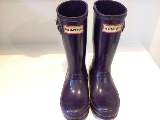 Consignment - 0369-10 Hunter Kid’s First Classic boots sz 13 purple