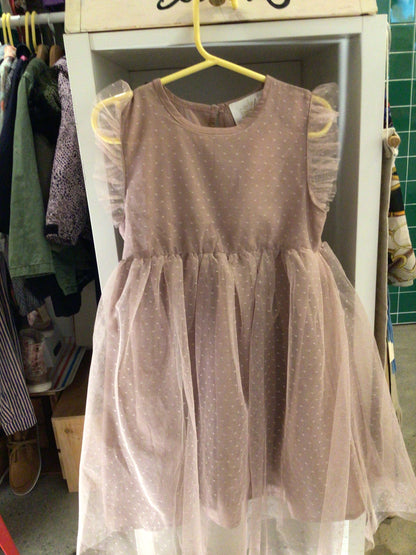 Consignment 7819-01 Creamie, child’s mesh dress. Size 5.