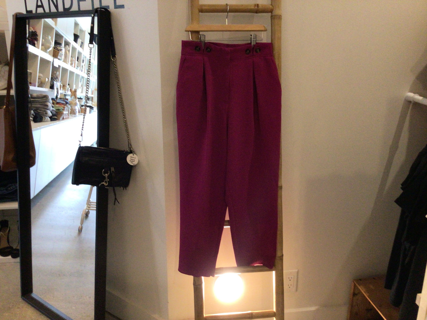 Consignment 0714-22	Top shop. Lilac  pants. Sz.8