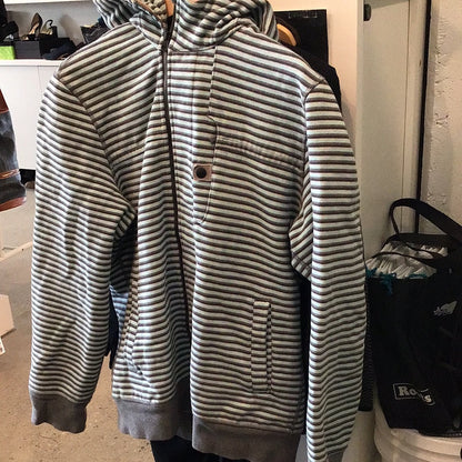 Consignment 3197-20 Lululemon men's striped hoody approx sz XL