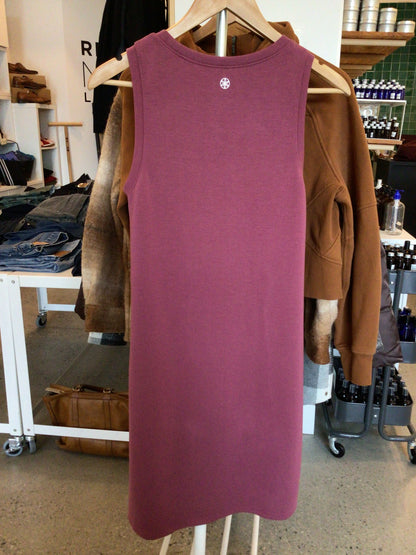 Consignment 1449-09 GAIAM light weight dress. Mauve. Size small.