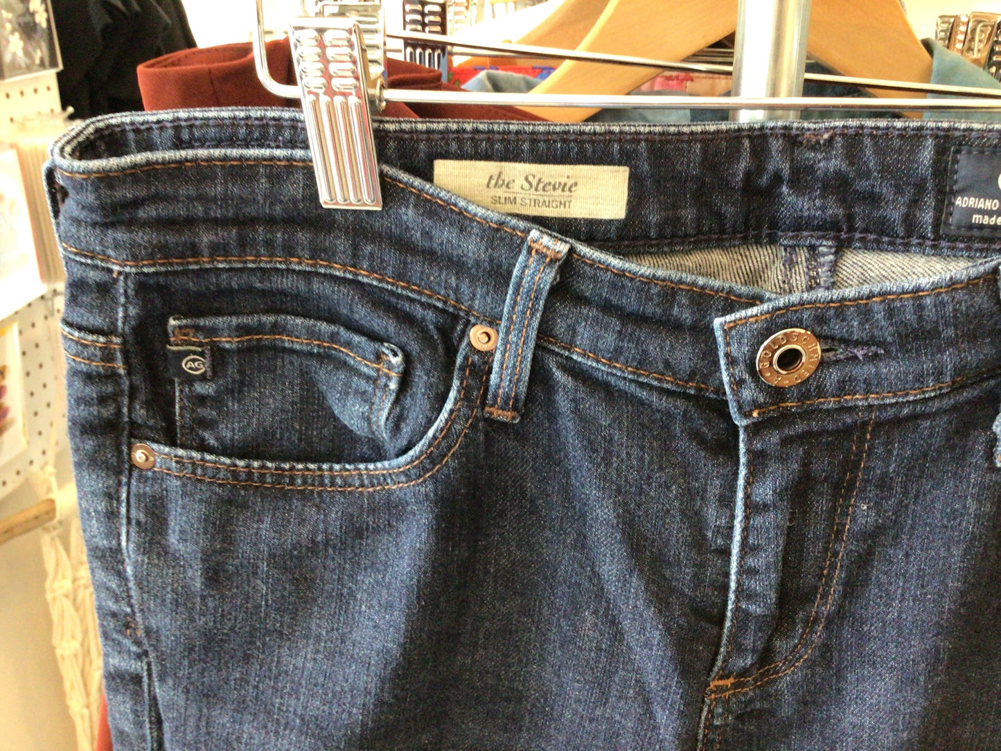 Consignment 7128-11	The Stevie. Slim jeans. Sz.27