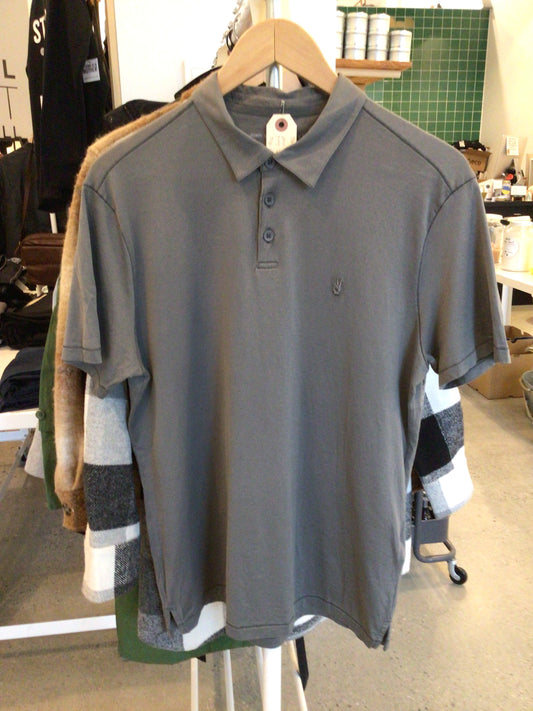 Consignment 0724-49 John Varvatos grey golf shirt. Size L.