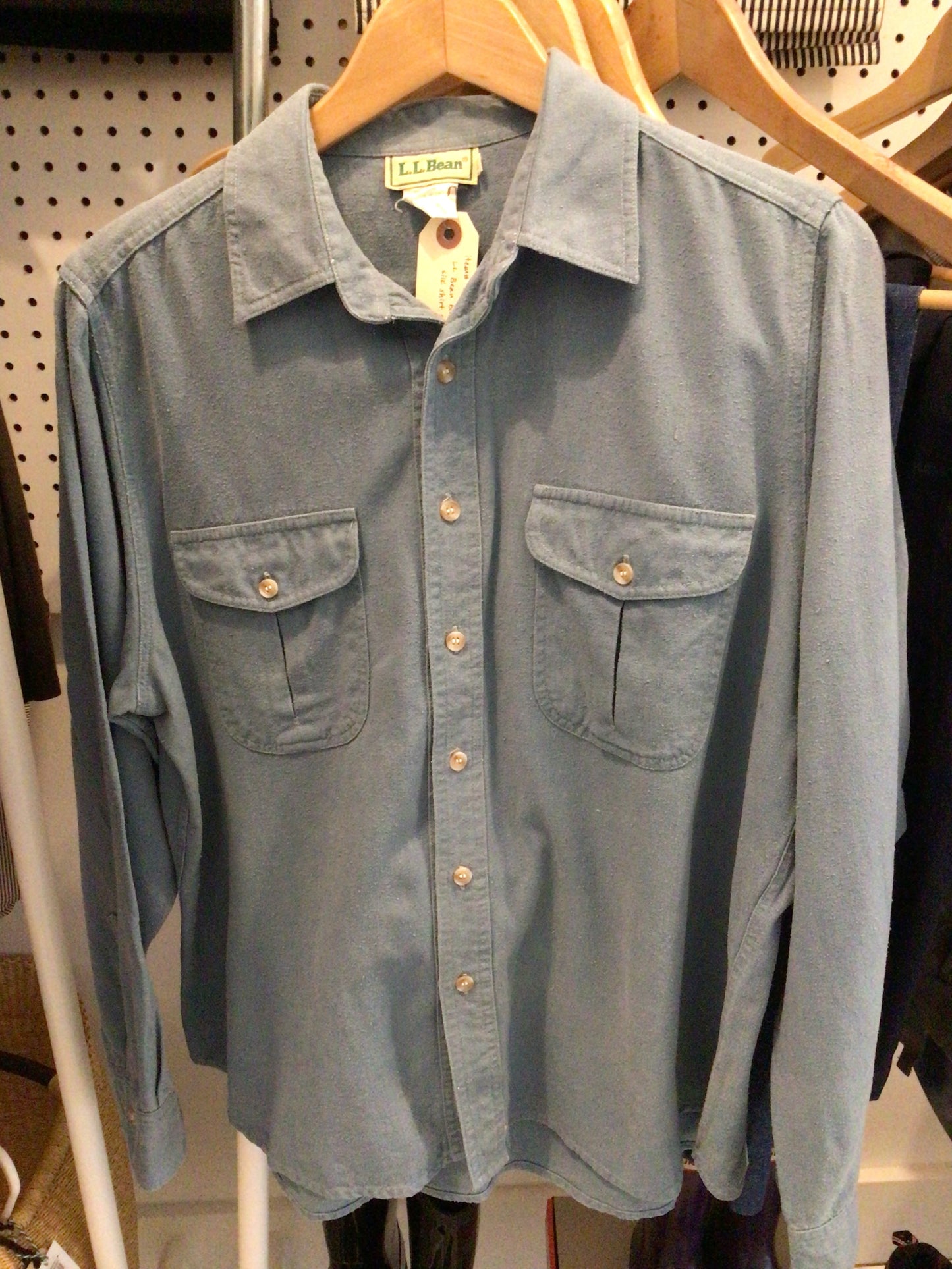 Consignment - 5156-03 LL Bean blue silk shirt sz 20