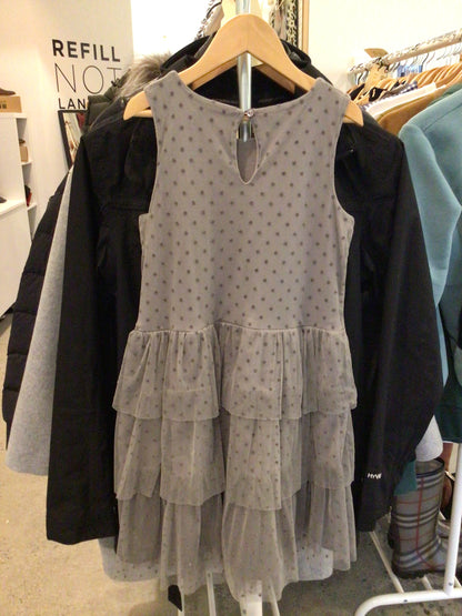 Consignment 2653-02 Creamie grey porker dot dress. Size 7.