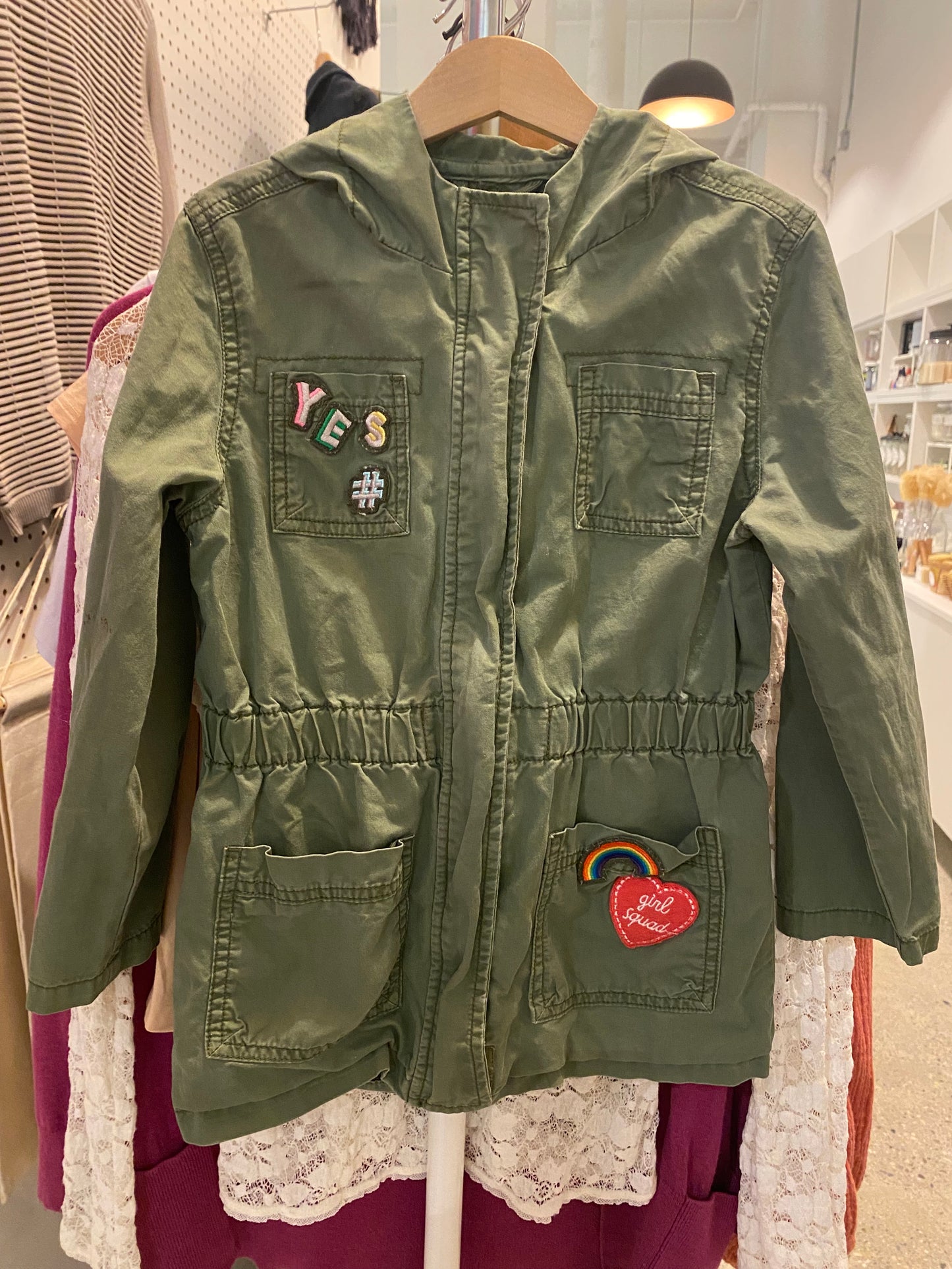 Consignment #7790-03 Old Navy girl’s green jacket sz S (6-7)