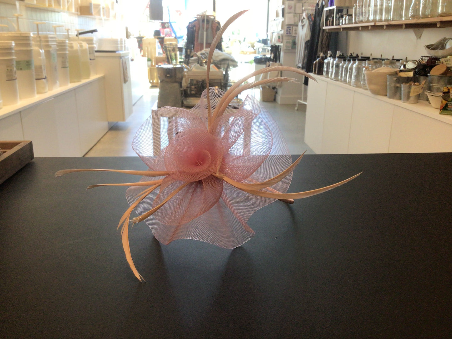 Consignment 6435-04	Hair ornament. Pink