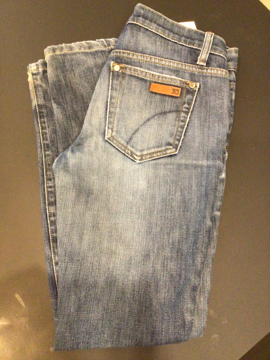 Consignment 1915-09 Joe's Jeans. Size 24.