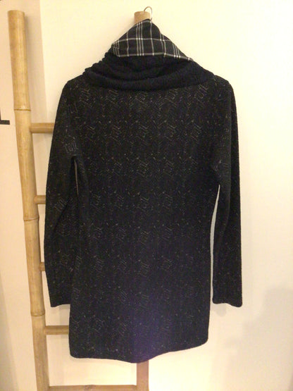 Consignment 2282-02 Ruelle black cowl neck sweater dress. Size L.