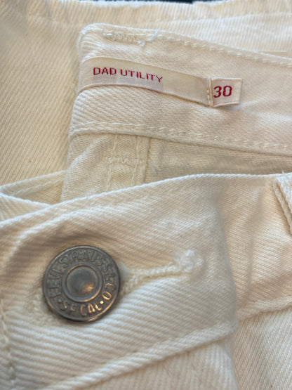 Consignment 4453-05 Levi's women's Dad Utility cream pants size 30 NWT