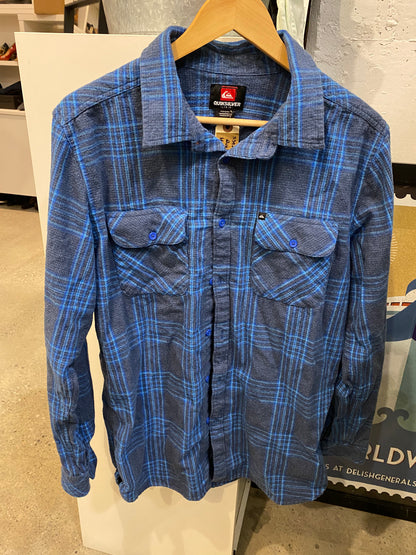 Consignment 3342-54 Quicksilver blue plaid button up shirt sz L