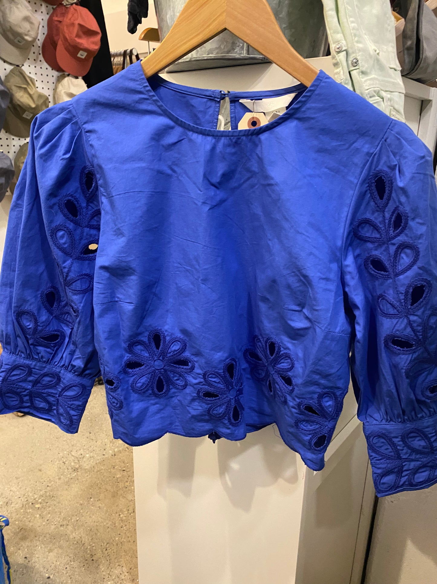 Consignment 3197-01 - H&M blue blouse with cut outs, sz S